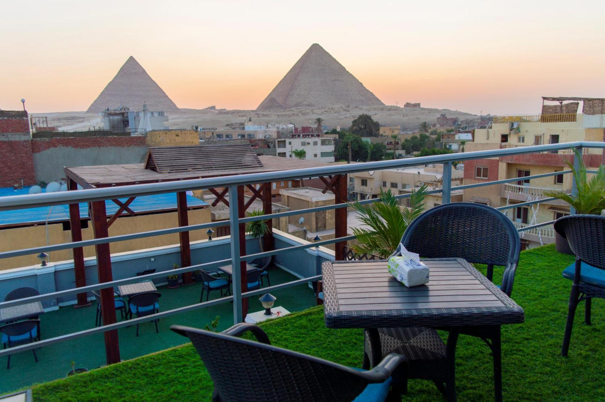 Pyramids Gate Hotel Kafret el-Gabal Exterior foto